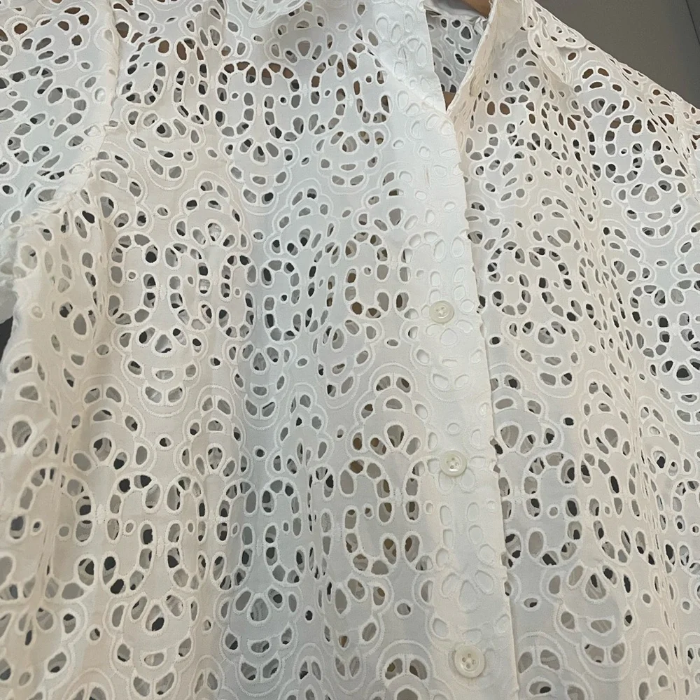 FRAME Eyelet Lace Short-Sleeve Button-Up Blouse – White, Size S NWOT - Picture 2 of 6